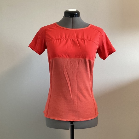 Lululemon Run: Fast Track Short Sleeve - Picture 5 of 6